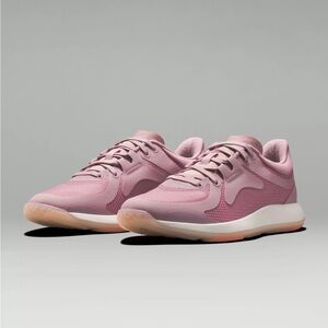 Lululemon Strongfeel training shoe brand new in box 8.5 pink